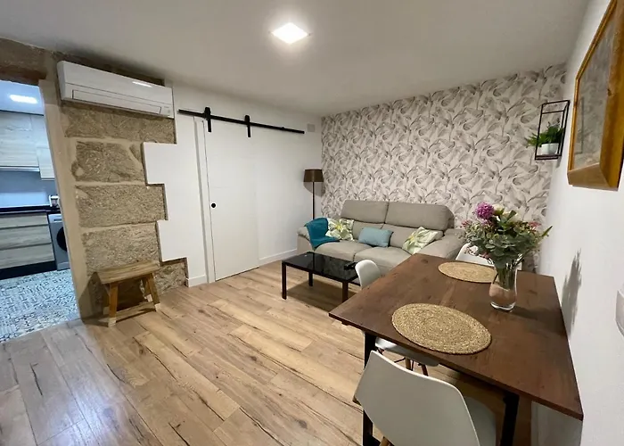 A Fonte -acogedor En Pleno Centro De Ourense